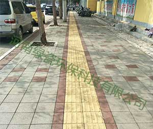 �������е�